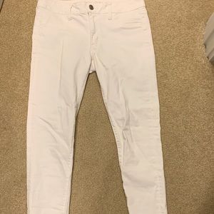 American Eagle white pants